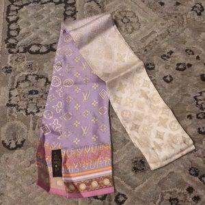 LOUIS VUITTON TWILLY SCARF